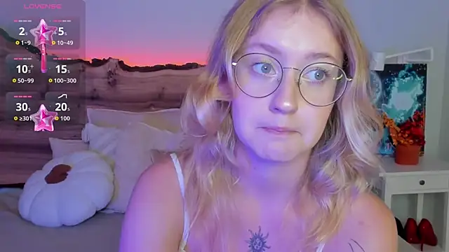 Snapshot of Nerissa_xo chatting on September 2025 08:03:02 PM Nerissa xo online show from September 2025 08:03:02 PM