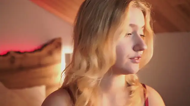 Snapshot of Nerissa_xo chatting on November 2025 08:31:01 PM Nerissa xo online show from November 2025 08:31:01 PM