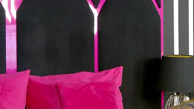 Evelisse online show from March 2026 04:25:01 AM