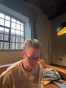 Curvy-Jinx online show from February 2026 05:02:02 PM