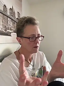 Curvy-Jinx online show from February 2026 08:25:01 AM