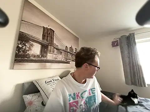 Curvy-Jinx online show from March 2026 08:52:01 AM