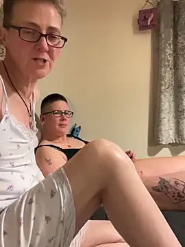 Curvy-Jinx online show from February 2026 09:09:02 PM