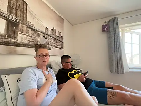 Curvy-Jinx online show from July 2026 01:06:02 PM