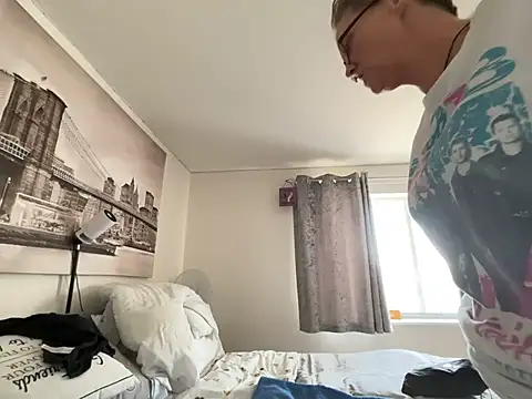 Curvy-Jinx online show from June 2026 09:04:02 AM