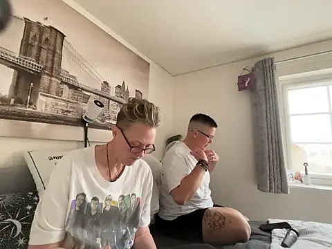 Curvy-Jinx online show from June 2026 09:17:02 AM