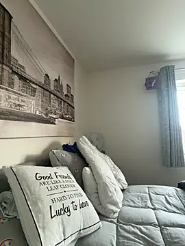 Curvy-Jinx online show from February 2026 08:22:01 AM