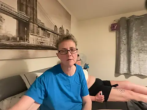 Curvy-Jinx online show from February 2026 08:31:01 PM