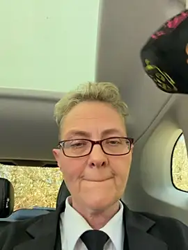 Curvy-Jinx online show from March 2026 11:30:02 AM