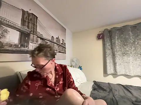 Curvy-Jinx online show from February 2026 07:59:02 PM