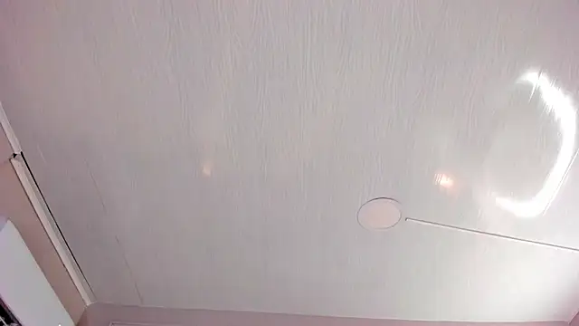 mia kisses2 online show from April 2026 03:55:01 AM