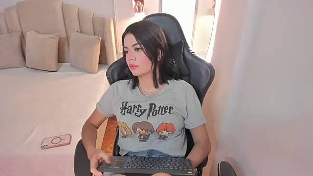 mia kisses2 online show from September 2025 07:08:01 AM