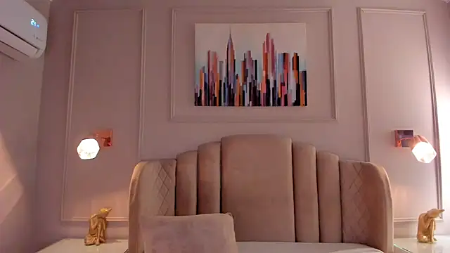 mia kisses2 online show from March 2026 02:02:01 AM