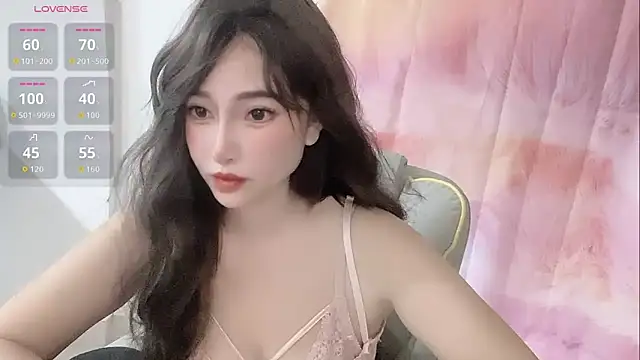Snapshot of Crush-7ii chatting on September 2025 01:44:01 PM Crush-7ii online show from September 2025 01:44:01 PM