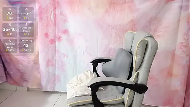 Crush-7ii online show from February 2026 12:04:02 PM