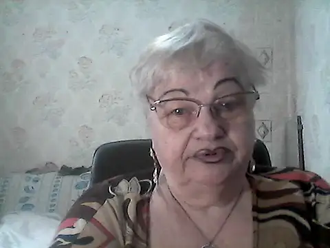 NatalieNorth online show from April 2026 01:02:01 PM