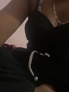 sakshi5533 online show from November 2025 05:03:02 PM