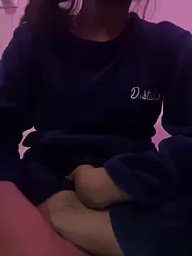 sakshi5533 online show from December 2025 05:17:02 PM