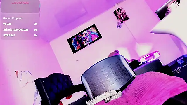 Rossedewitt  online show from April 2026 06:52:02 AM