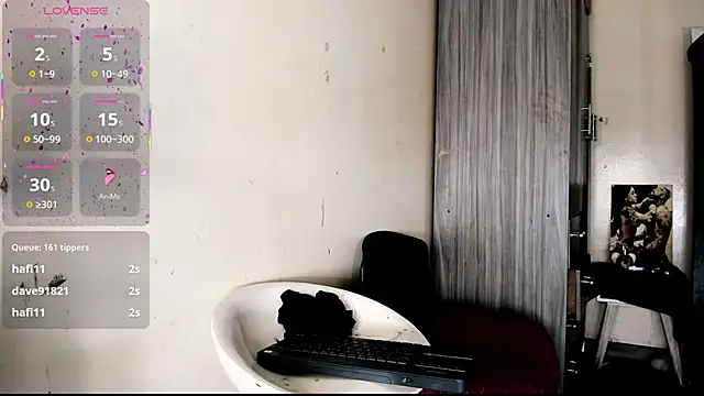 Rossedewitt  online show from March 2026 07:06:02 PM