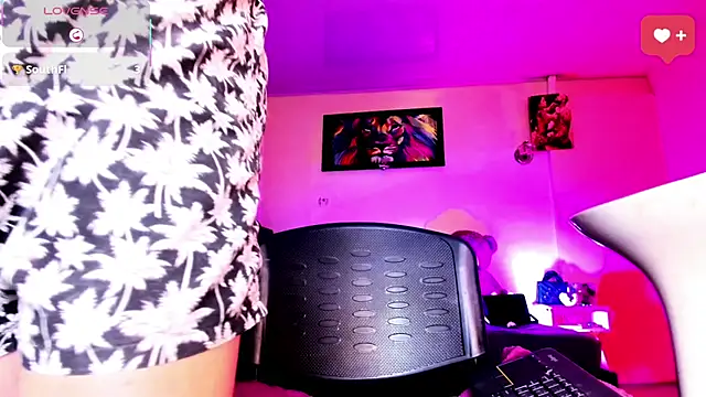 Rossedewitt  online show from April 2026 07:21:02 PM