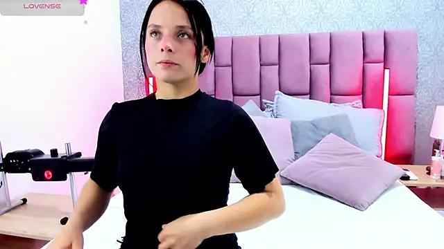 MartinaRizzi online show from October 2025 04:00:01 AM