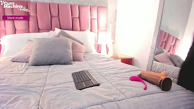 MartinaRizzi online show from November 2025 03:43:01 AM