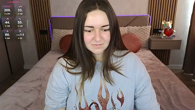 Mysti Kate online show from September 2025 02:06:02 PM