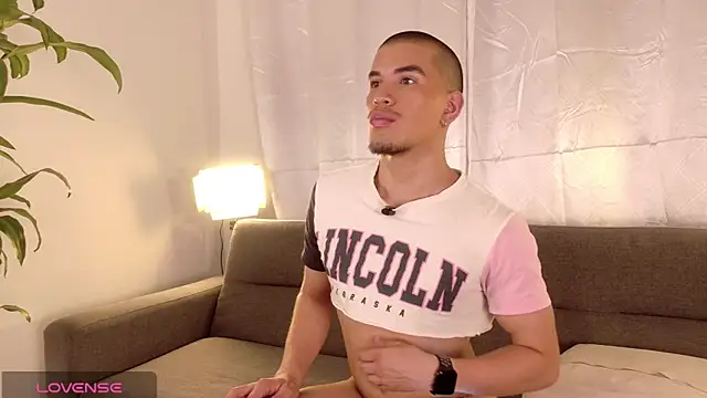 brunoorangel1 online show from July 2026 01:39:02 AM