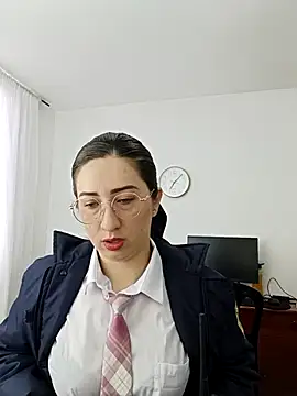 SUSY  06 online show from November 2025 12:08:01 PM