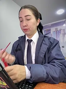 SUSY  06 online show from February 2026 12:17:01 PM