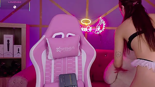 Snapshot of Chloegi__ chatting on October 2025 12:38:02 PM Chloegi online show from October 2025 12:38:02 PM