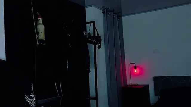 Angelabl0odborne online show from March 2026 11:07:02 PM