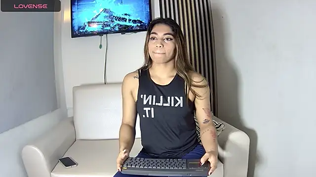 rachell owen online show from November 2025 09:08:01 PM