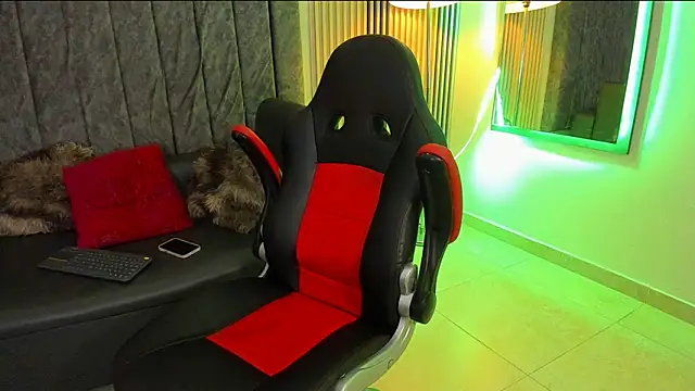 rachell owen online show from December 2025 08:52:01 PM