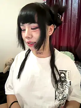 Snapshot of Kitty_yukimura chatting on October 2025 10:18:02 PM Kitty yukimura online show from October 2025 10:18:02 PM