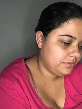 luisahot 9727 online show from April 2026 12:21:02 PM