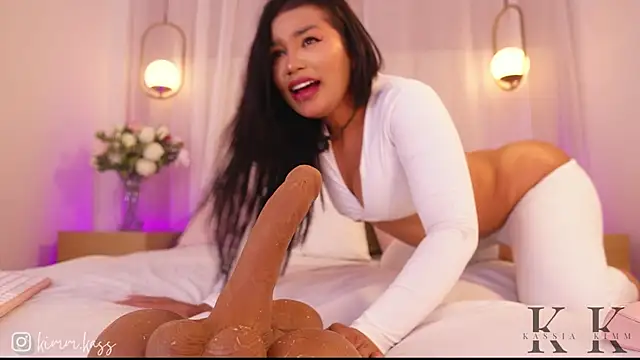 kassia kim online show from July 2026 07:05:02 AM