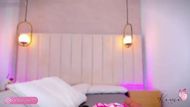 kassia kim online show from January 2026 04:14:01 PM