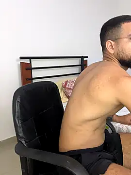 vincentjaxon online show from November 2025 11:03:02 AM