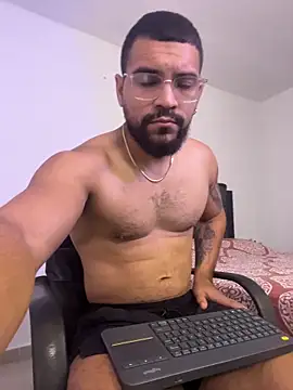 vincentjaxon online show from November 2025 10:52:02 AM