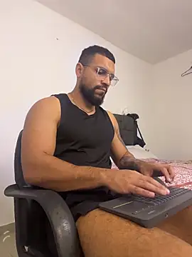 vincentjaxon online show from October 2025 10:58:01 AM