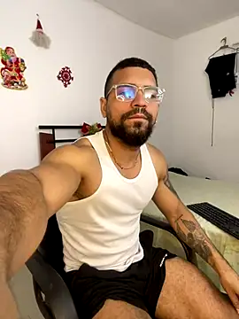 vincentjaxon online show from December 2025 11:23:02 AM