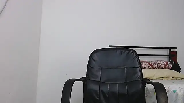 vincentjaxon online show from November 2025 10:27:02 AM