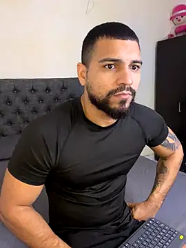 vincentjaxon online show from October 2025 11:33:02 AM