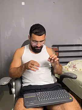 vincentjaxon online show from April 2026 05:19:02 PM