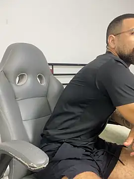 vincentjaxon online show from February 2026 11:12:02 AM