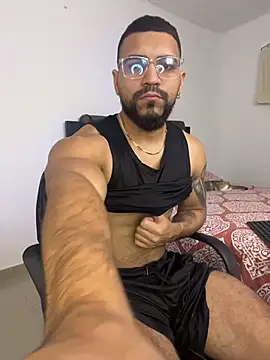 vincentjaxon online show from November 2025 10:19:01 AM