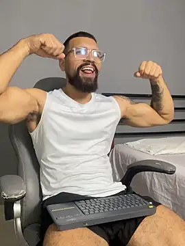 vincentjaxon online show from March 2026 06:52:02 PM