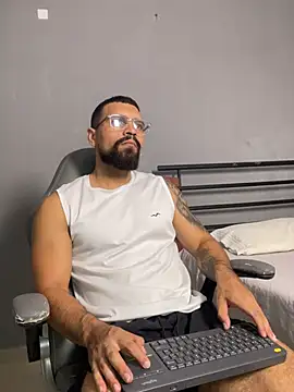 vincentjaxon online show from March 2026 05:47:01 PM